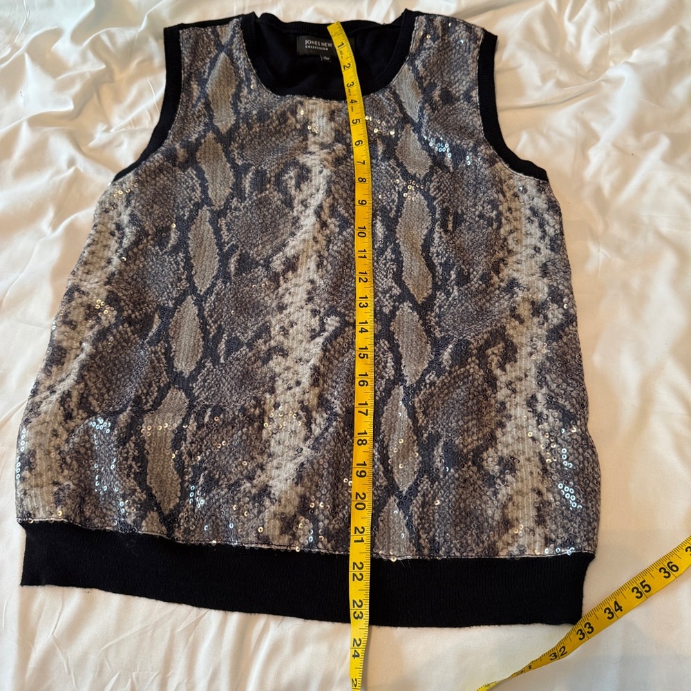 Jones New York L Brown snakeskin Animal Print Sequin Front Sleeveless Sweater - Picture 5 of 5